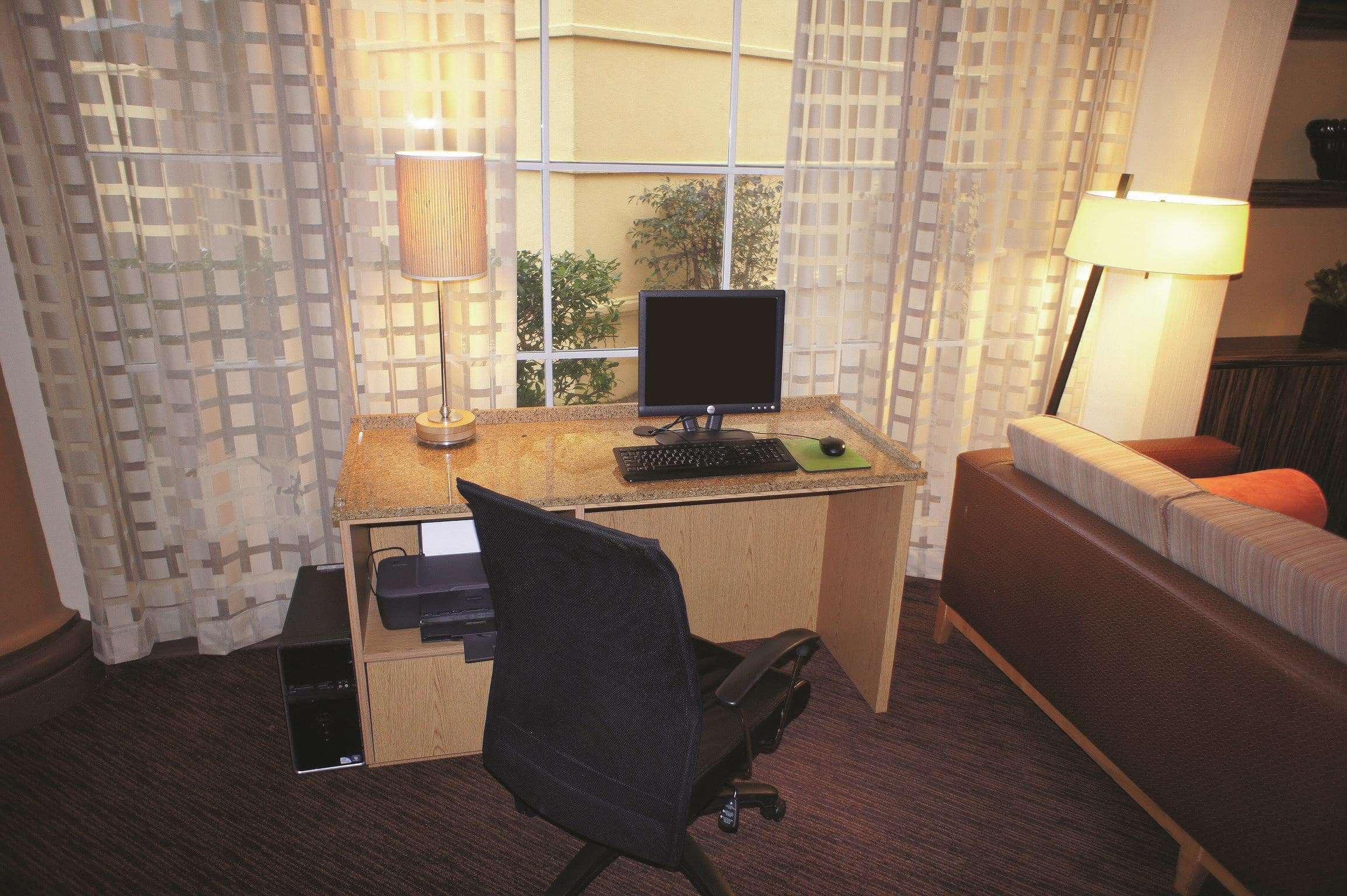 La Quinta By Wyndham Raleigh/Durham Southpoint Hotel Eksteriør billede