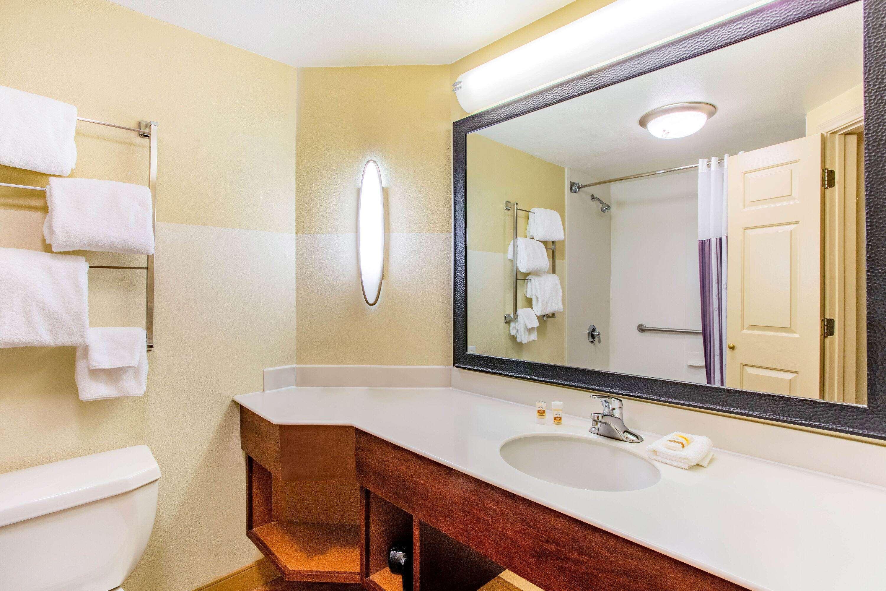La Quinta By Wyndham Raleigh/Durham Southpoint Hotel Eksteriør billede