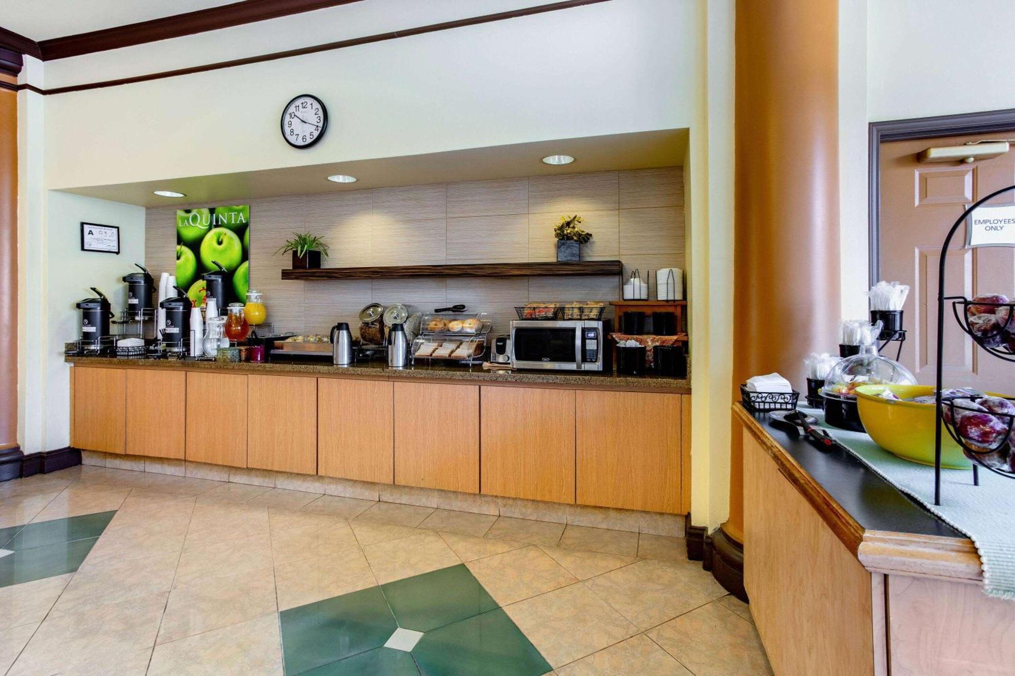 La Quinta By Wyndham Raleigh/Durham Southpoint Hotel Eksteriør billede