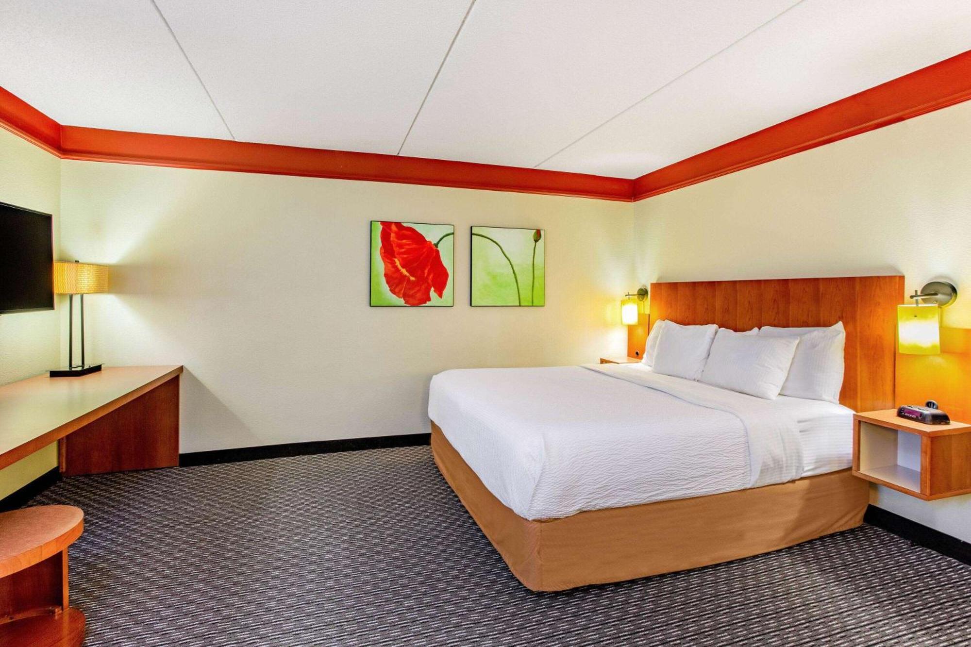 La Quinta By Wyndham Raleigh/Durham Southpoint Hotel Eksteriør billede