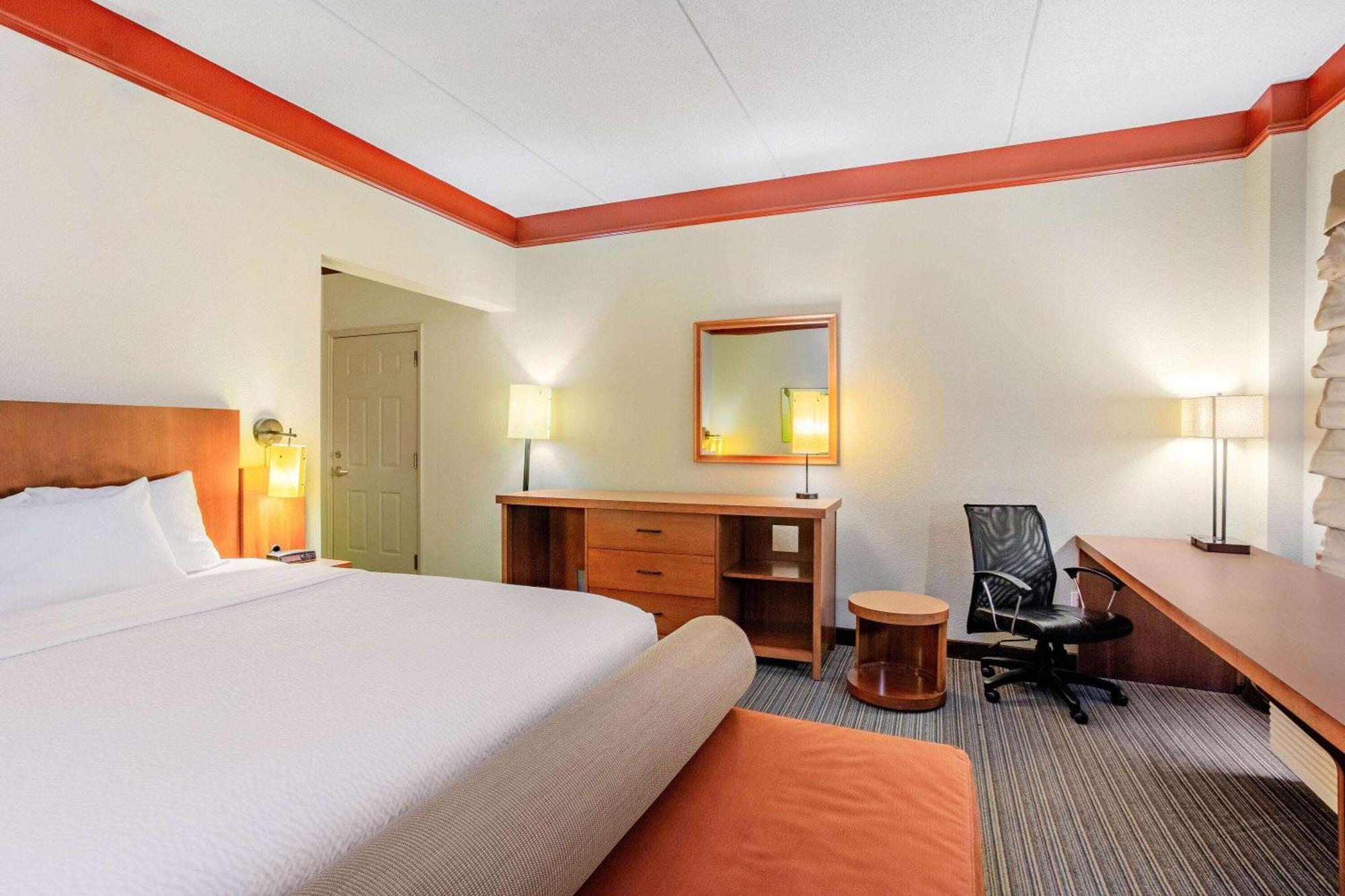 La Quinta By Wyndham Raleigh/Durham Southpoint Hotel Eksteriør billede