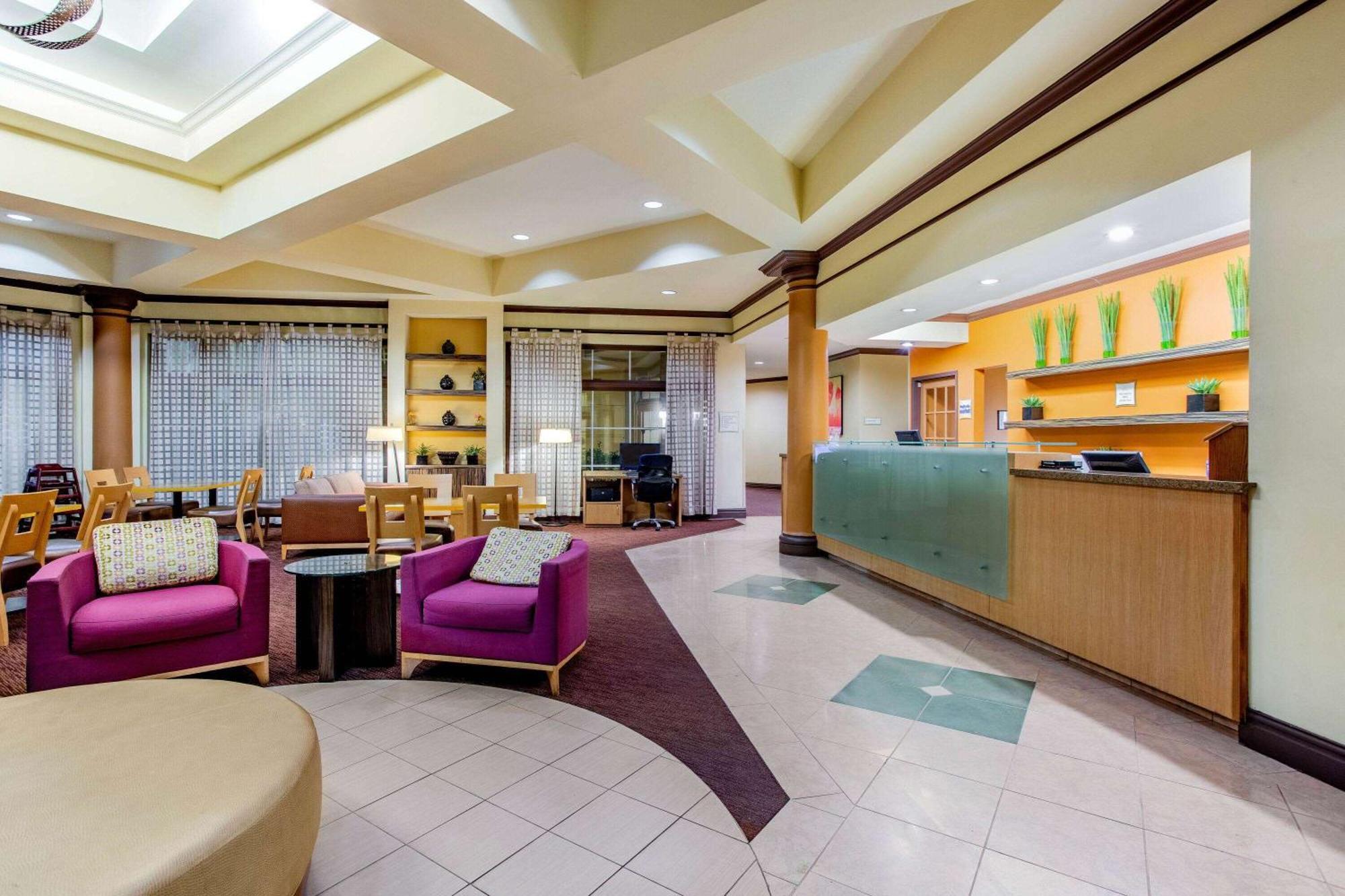La Quinta By Wyndham Raleigh/Durham Southpoint Hotel Eksteriør billede