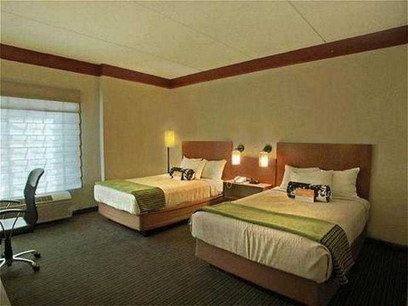 La Quinta By Wyndham Raleigh/Durham Southpoint Hotel Eksteriør billede